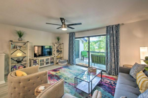 Modern Lake DeSoto Townhouse with Deck and Kayaks!